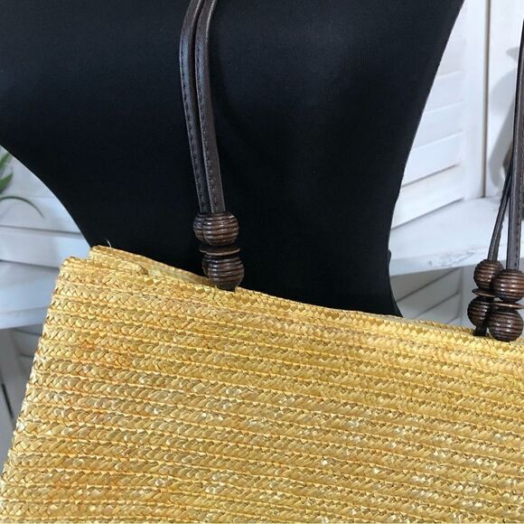 Vintage Yellow Straw Woven Shoulder Bag Wooden Beads - Picture 4 of 8